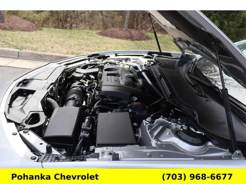 Vehicle image 39 of 40