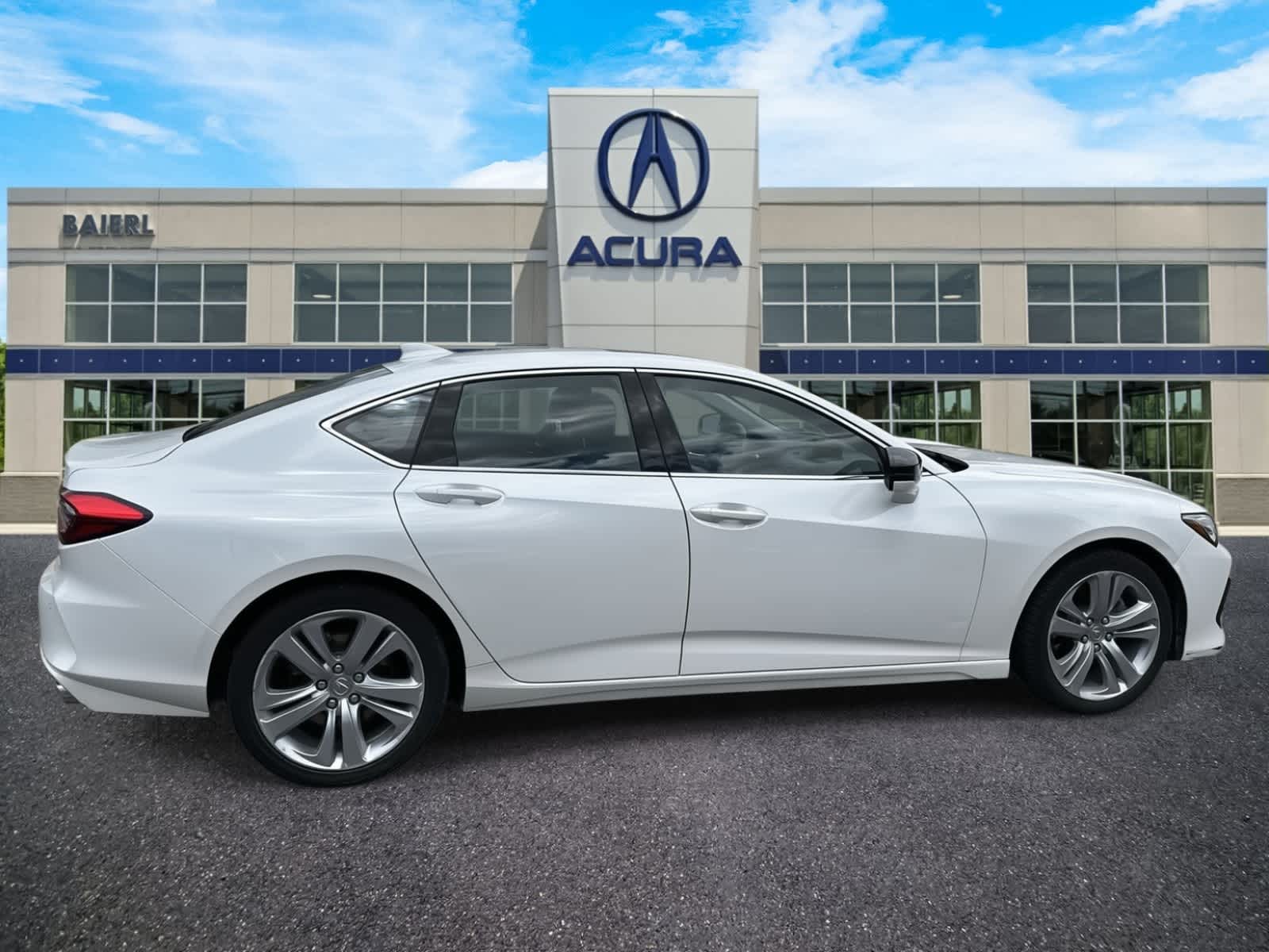Vehicle image 6 of 32