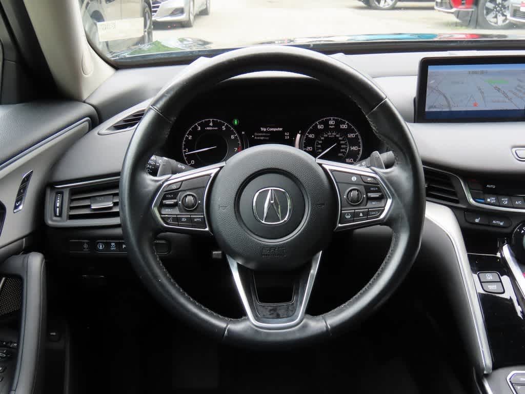 Vehicle image 17 of 27