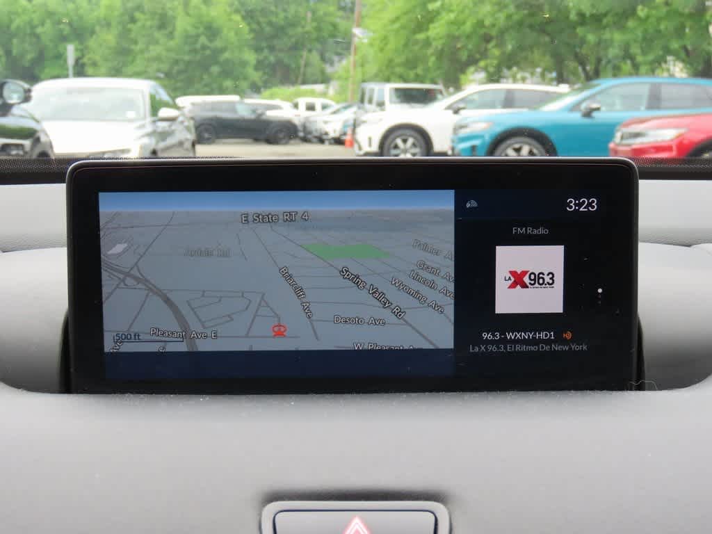 Vehicle image 18 of 27