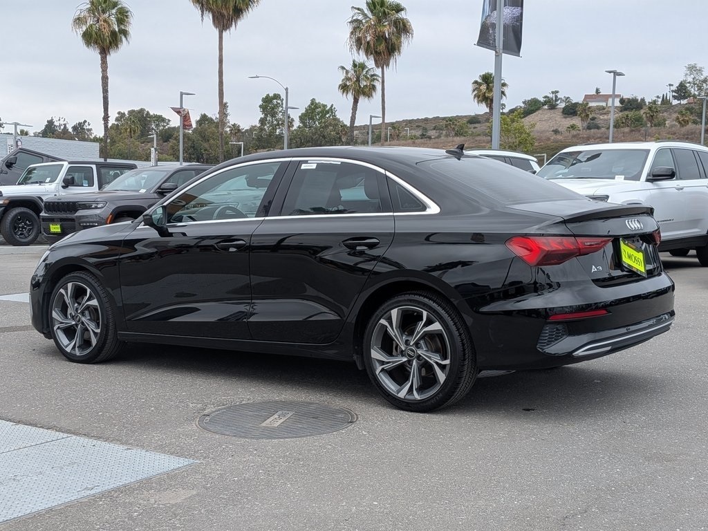 Vehicle image 6 of 29