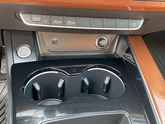 Vehicle image 15 of 35