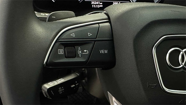 Vehicle image 23 of 31