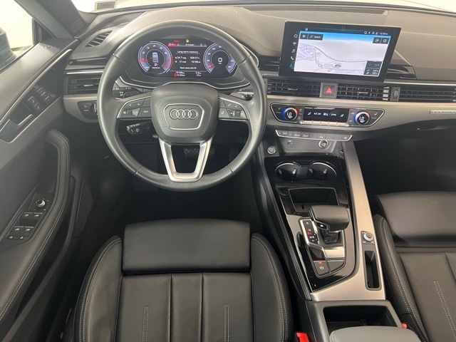 Vehicle image 16 of 29