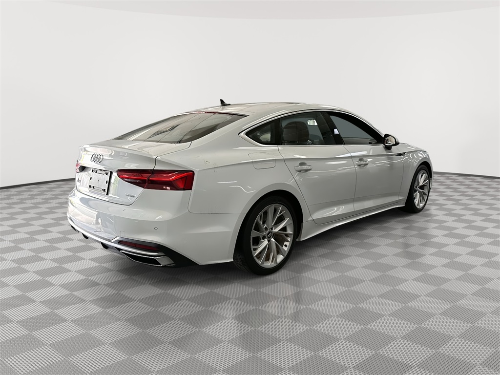 Vehicle image 5 of 33