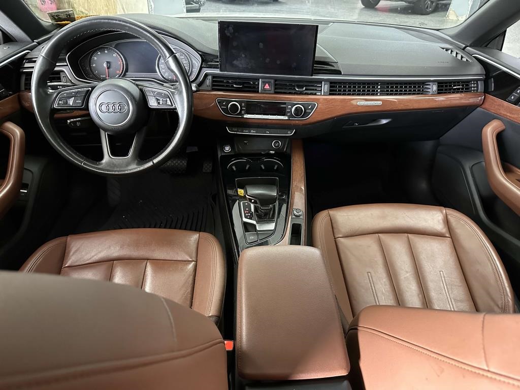 Vehicle image 15 of 33