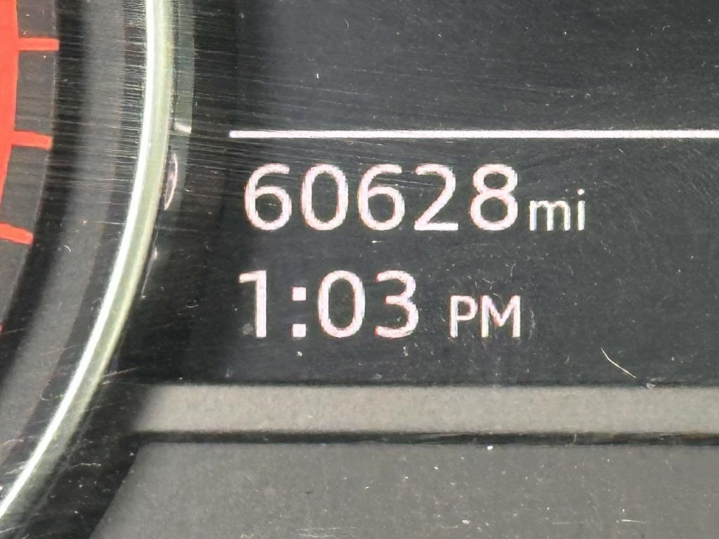 Vehicle image 16 of 33