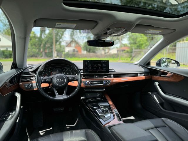 Vehicle image 16 of 26