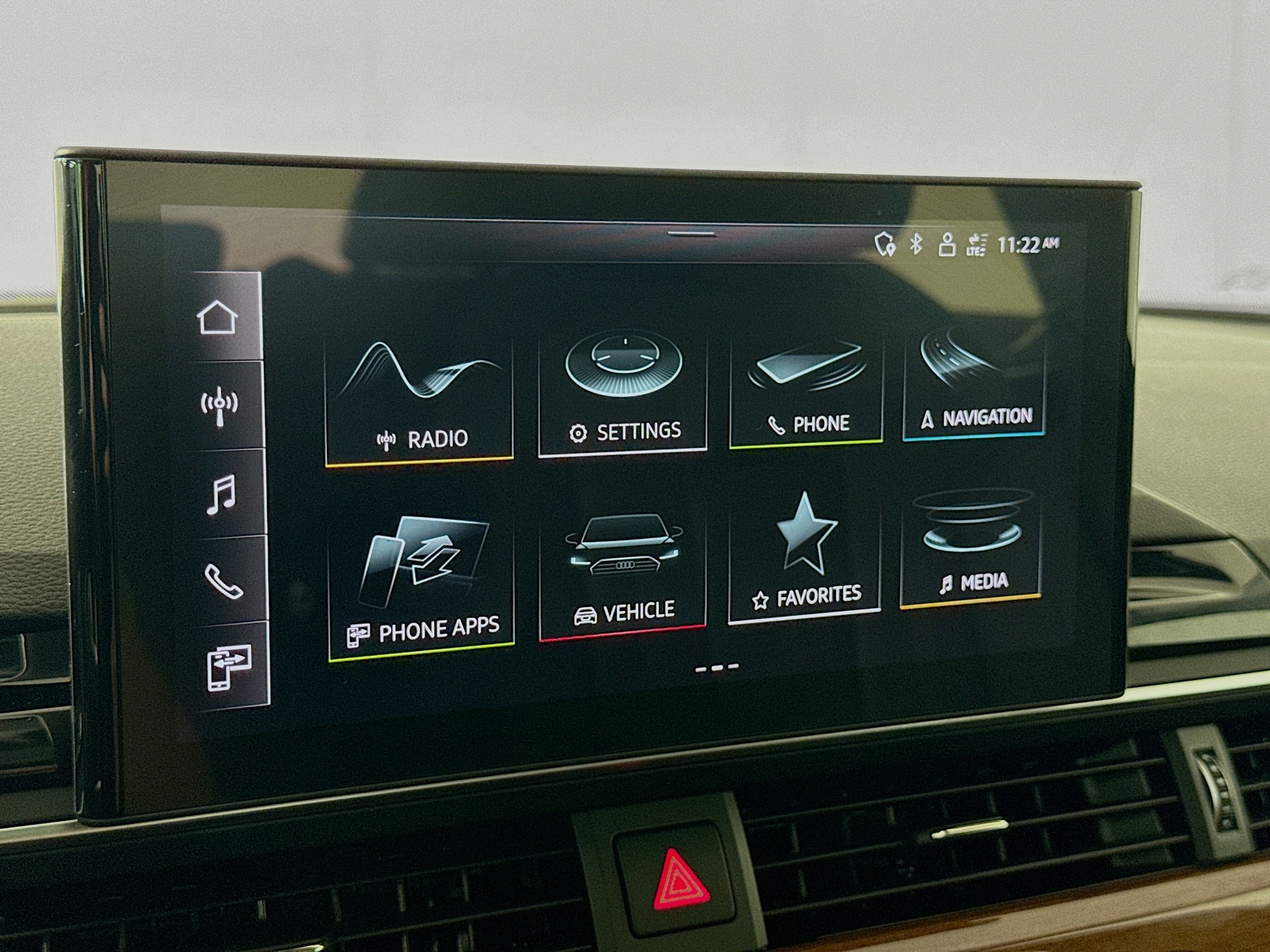 Vehicle image 16 of 39