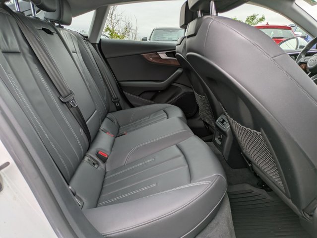 Vehicle image 12 of 29