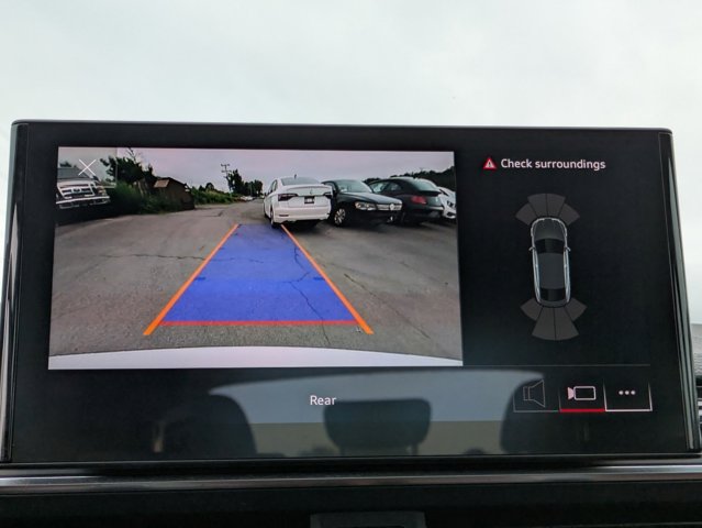 Vehicle image 20 of 29