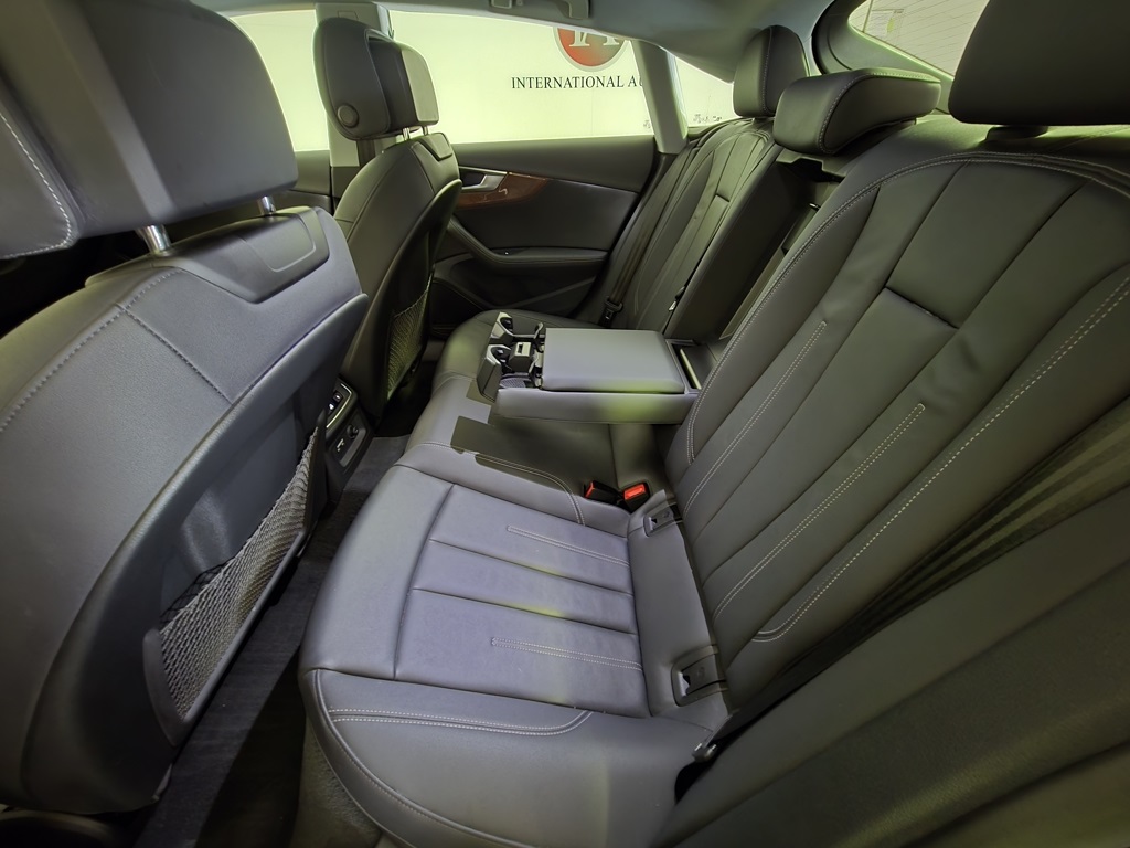 Vehicle image 15 of 29