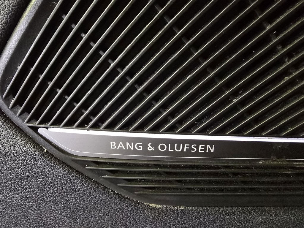 Vehicle image 11 of 29