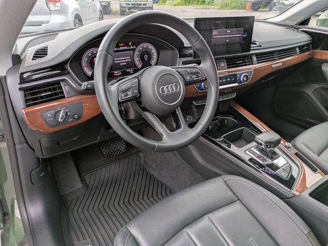 Vehicle image 13 of 28