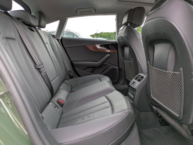 Vehicle image 9 of 28