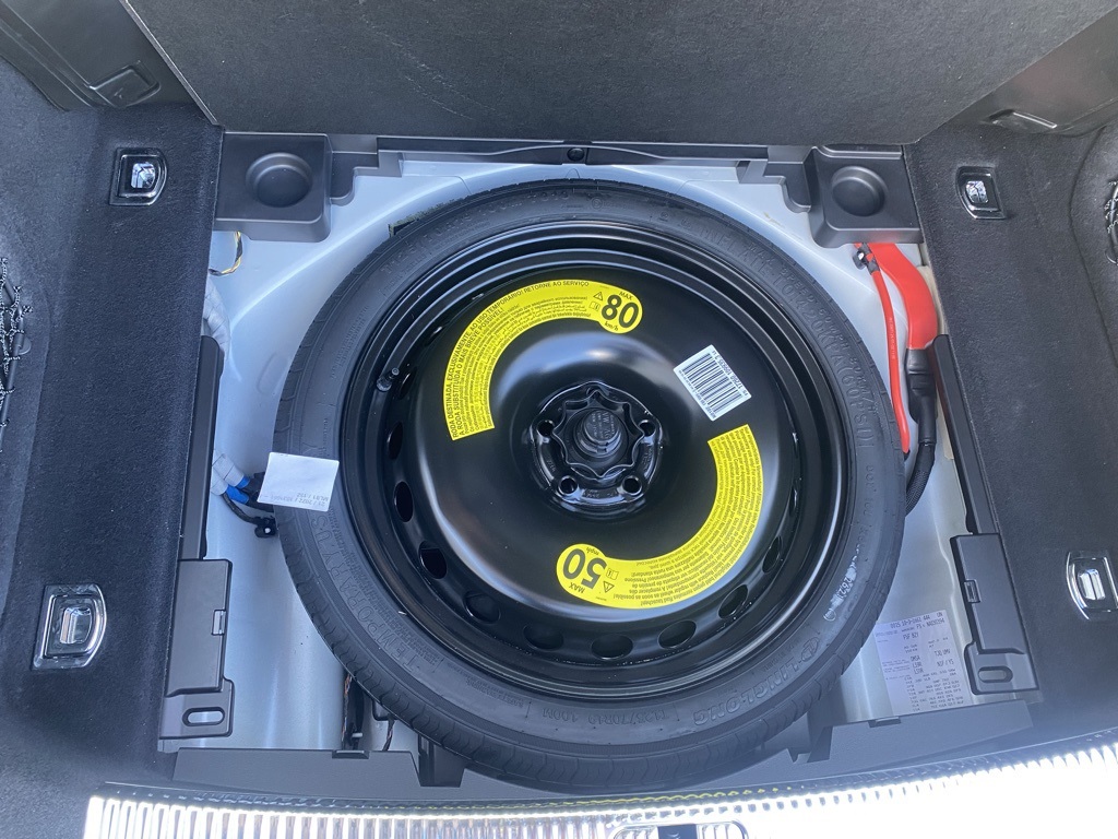 Vehicle image 48 of 51