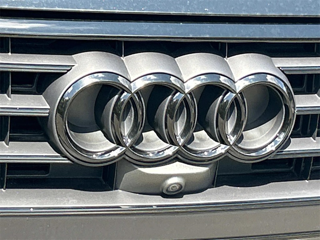 Vehicle image 39 of 39