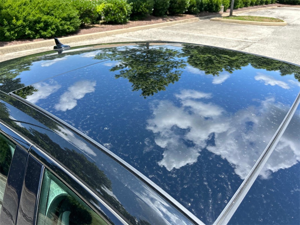 Vehicle image 32 of 39