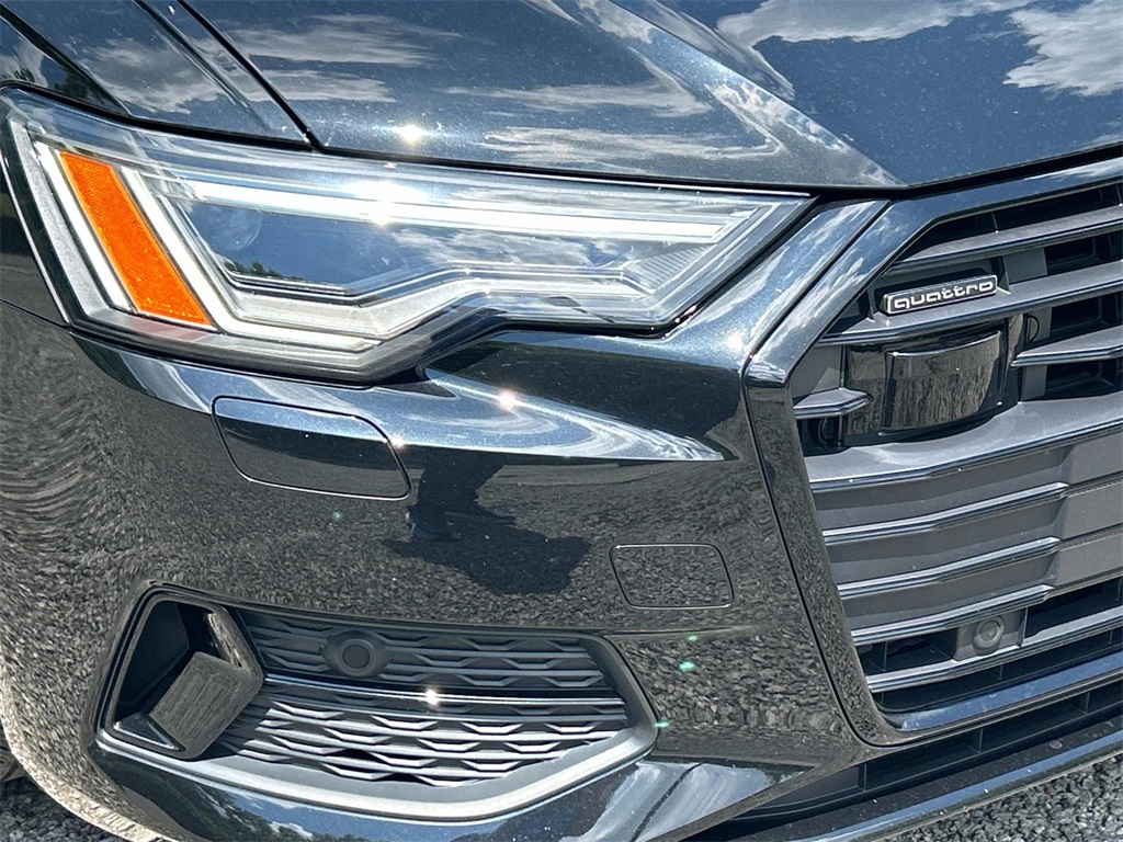 Vehicle image 37 of 39