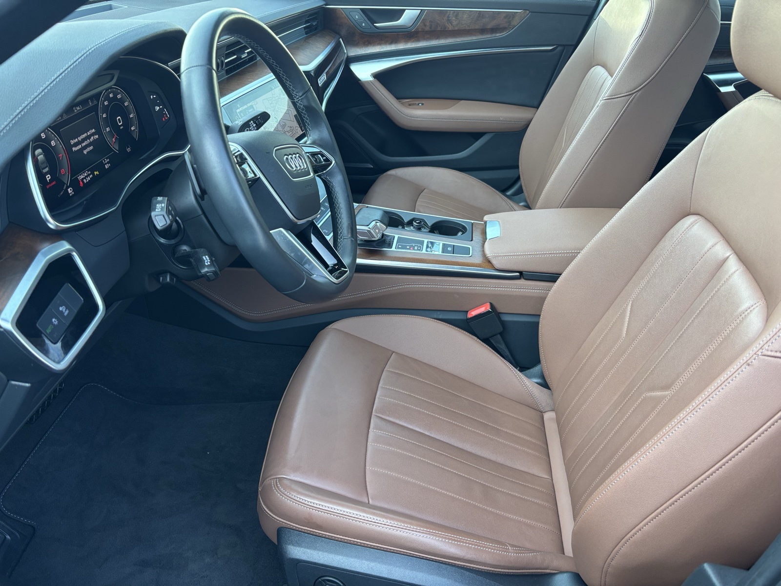 Vehicle image 25 of 27