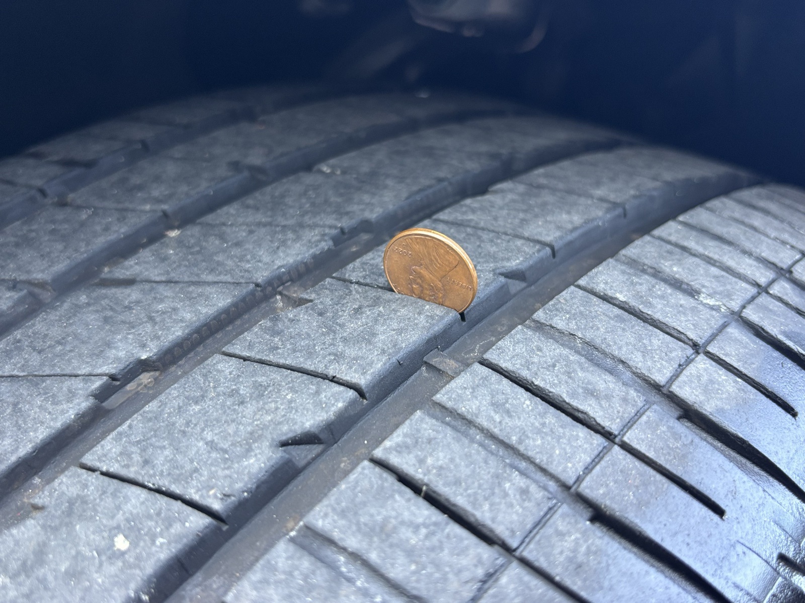Vehicle image 10 of 27