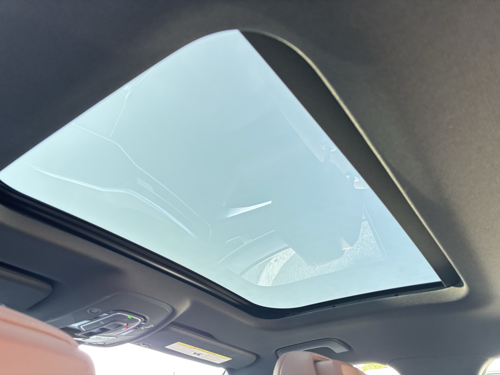 Vehicle image 26 of 27