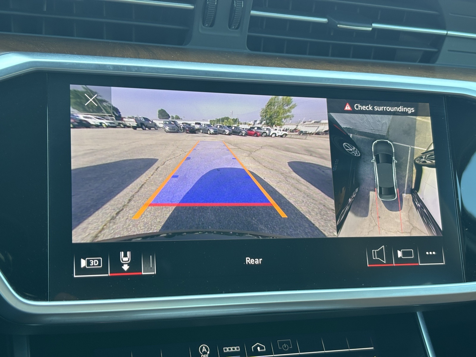 Vehicle image 15 of 27
