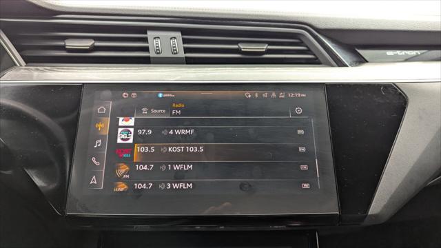 2022 Audi e-tron Premium Image 24 of 36