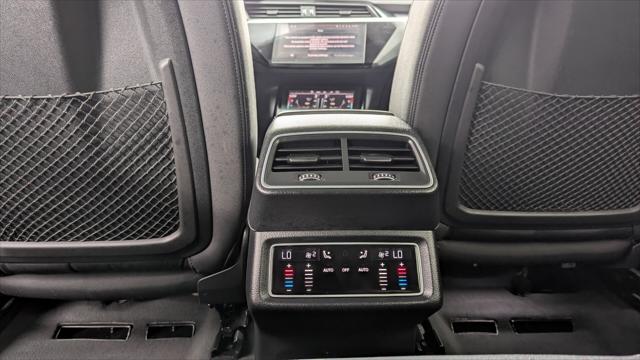 2022 Audi e-tron Premium Image 35 of 36
