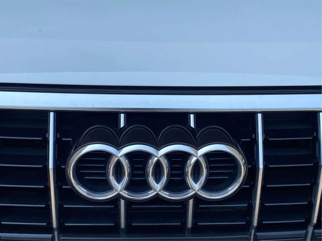 Vehicle image 26 of 45
