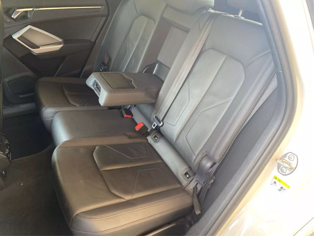 Vehicle image 11 of 45