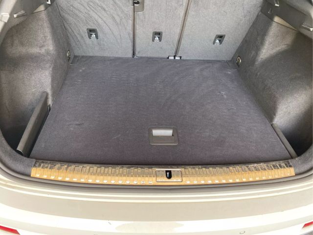 Vehicle image 12 of 45