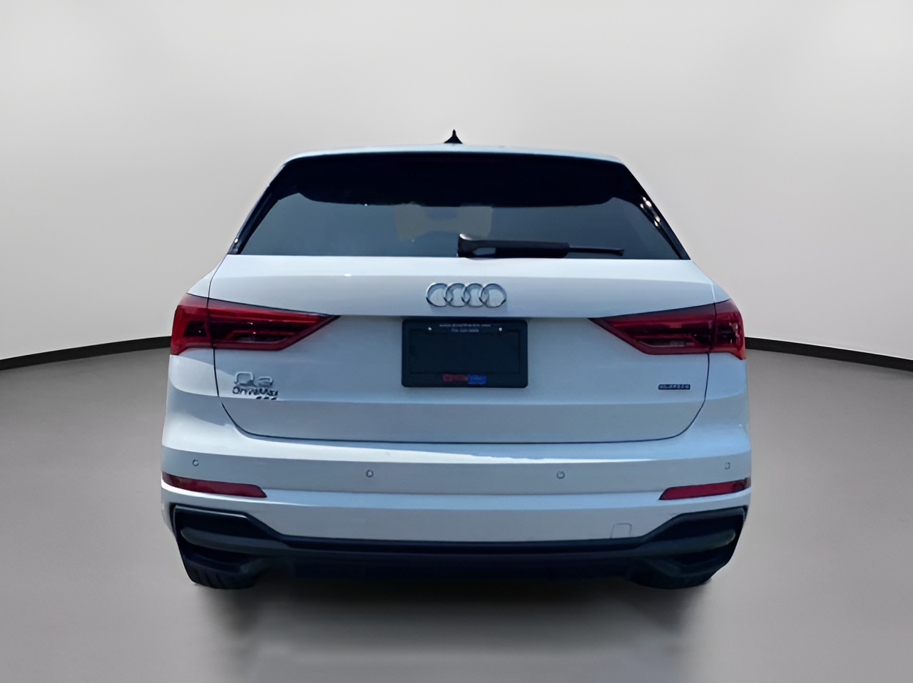 Vehicle image 43 of 45
