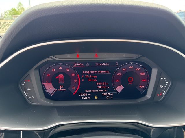 Vehicle image 23 of 34