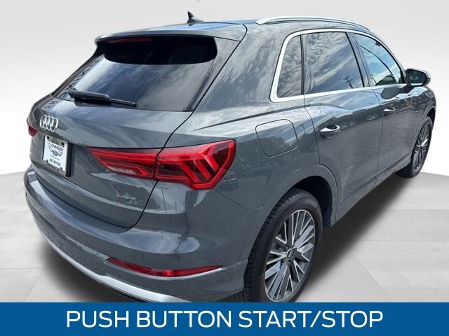 Vehicle image 5 of 34
