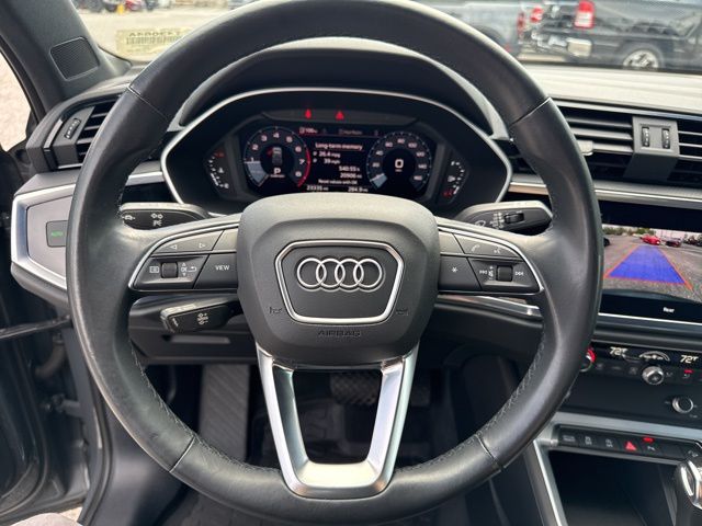 Vehicle image 24 of 34