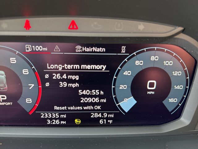 Vehicle image 22 of 34