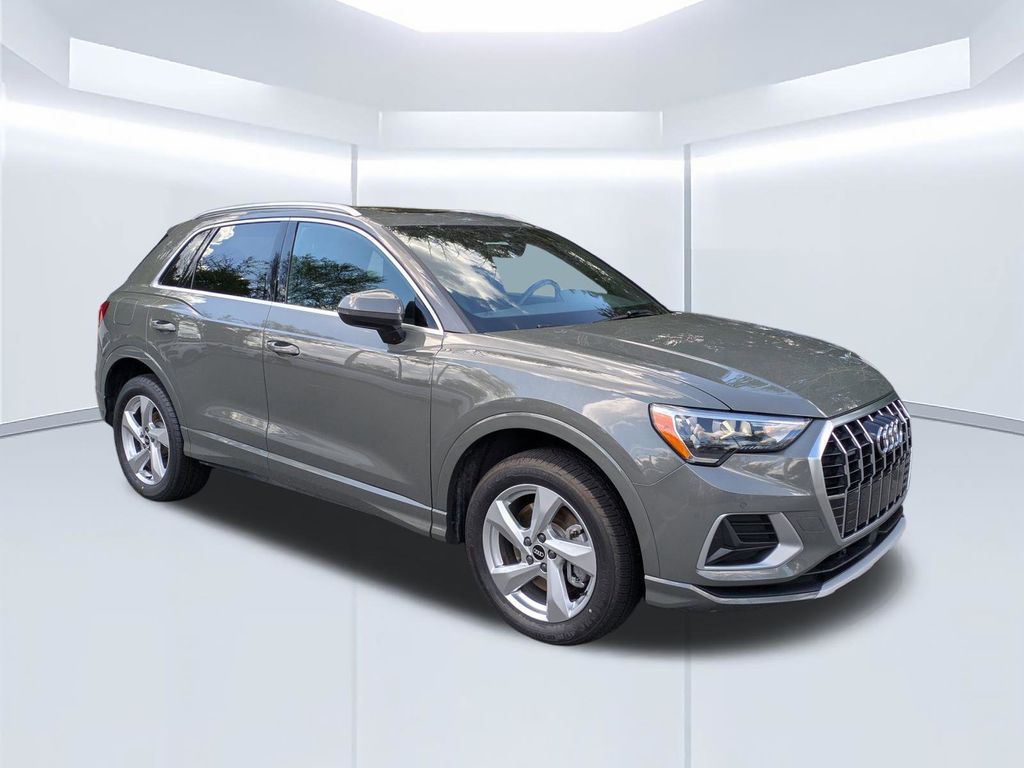 2022 Audi Q3 Premium Image 3 of 30