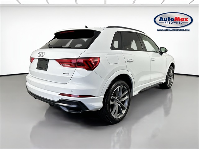 Vehicle image 5 of 39
