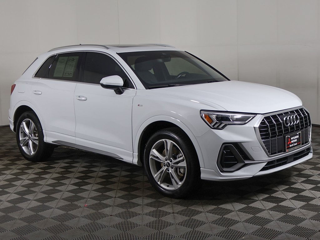 2022 Audi Q3 S Line Premium Plus Image 4 of 56