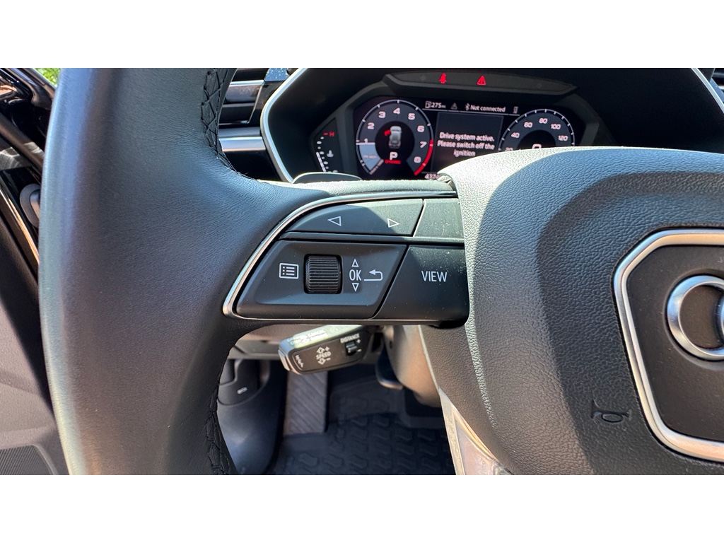 Vehicle image 15 of 31