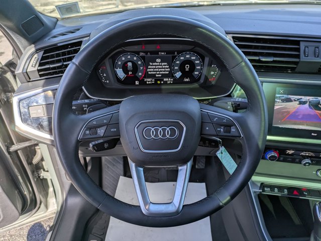 Vehicle image 9 of 28