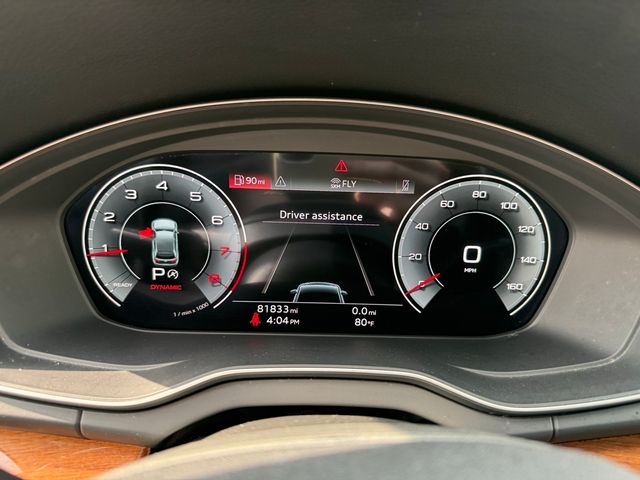 Vehicle image 18 of 32