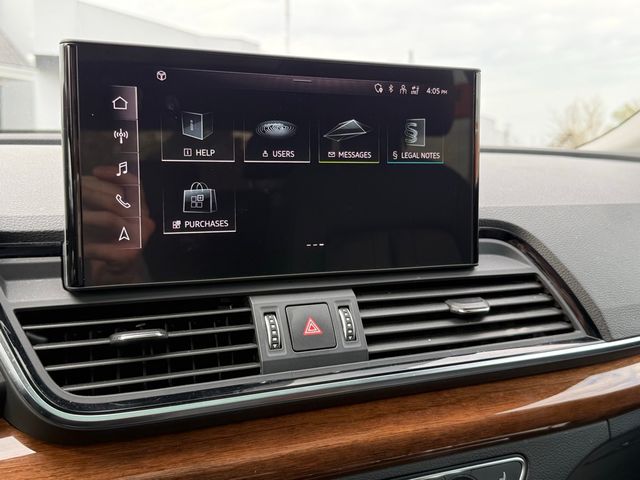 Vehicle image 22 of 32