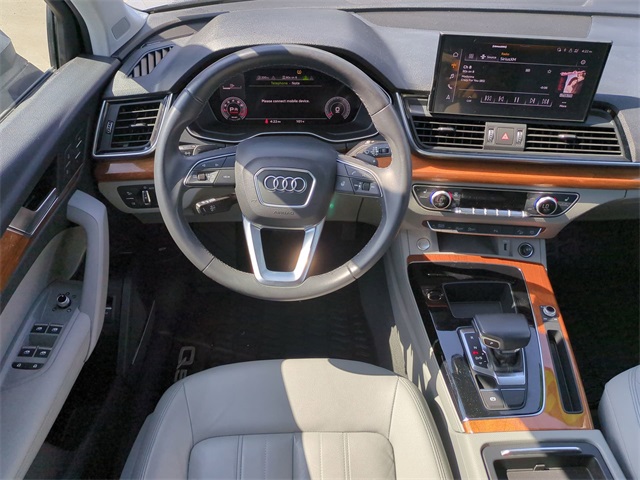 Vehicle image 16 of 30