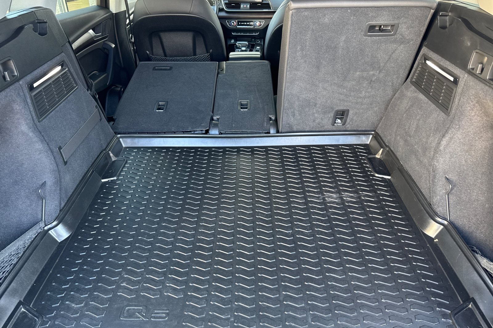 Vehicle image 15 of 29