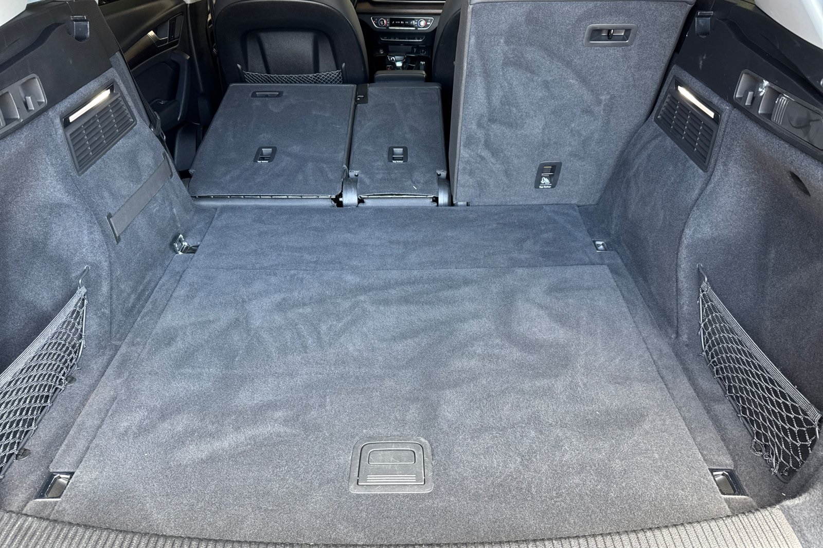 Vehicle image 15 of 29