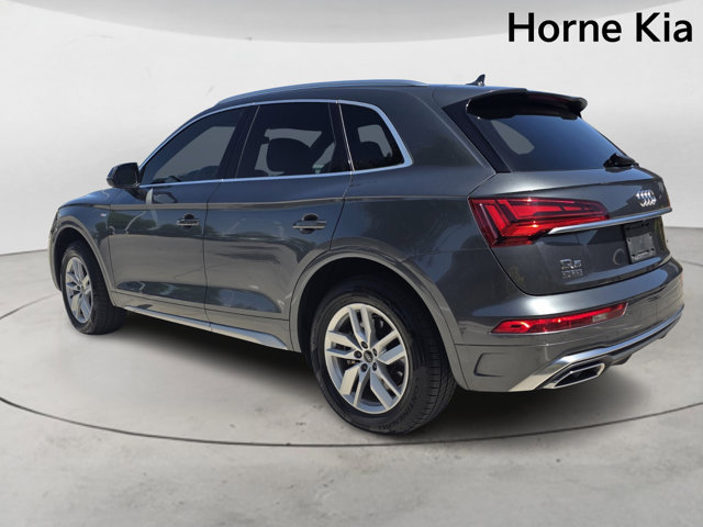 Vehicle image 6 of 35