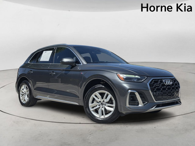 Vehicle image 2 of 35