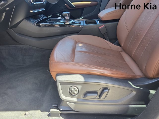 Vehicle image 34 of 35